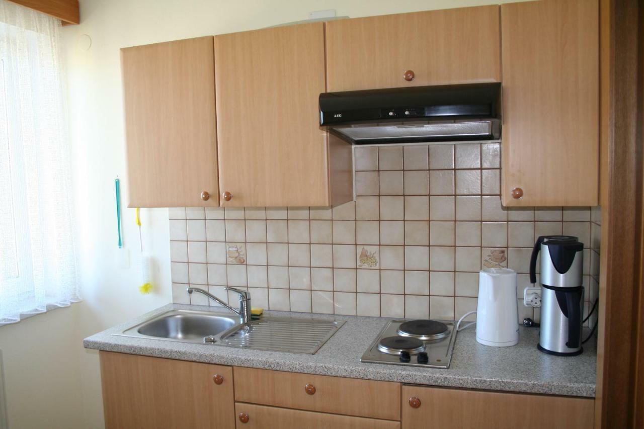 Gastehaus Sapetschnig Apartment Фаак ам Зее Екстериор снимка